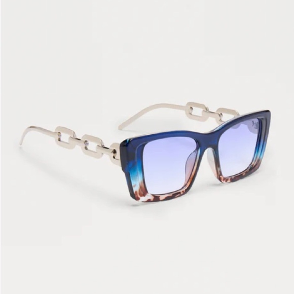 Stuck In The City Sunglasses NEW 🏷️